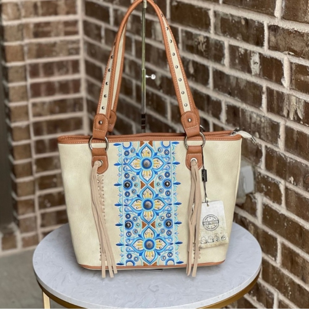 Montana West Embroidered Concealed Carry Tote
